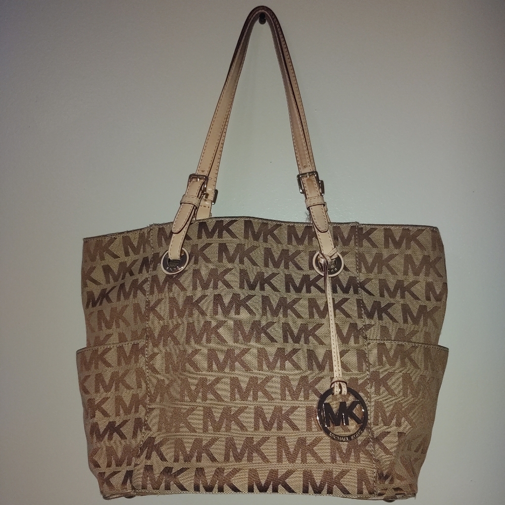 Michael Kors Classic Tote | Tan